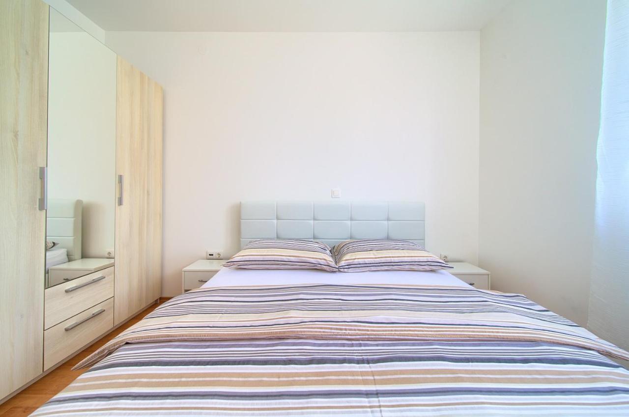 Apartment Anja Krk Town Exteriér fotografie